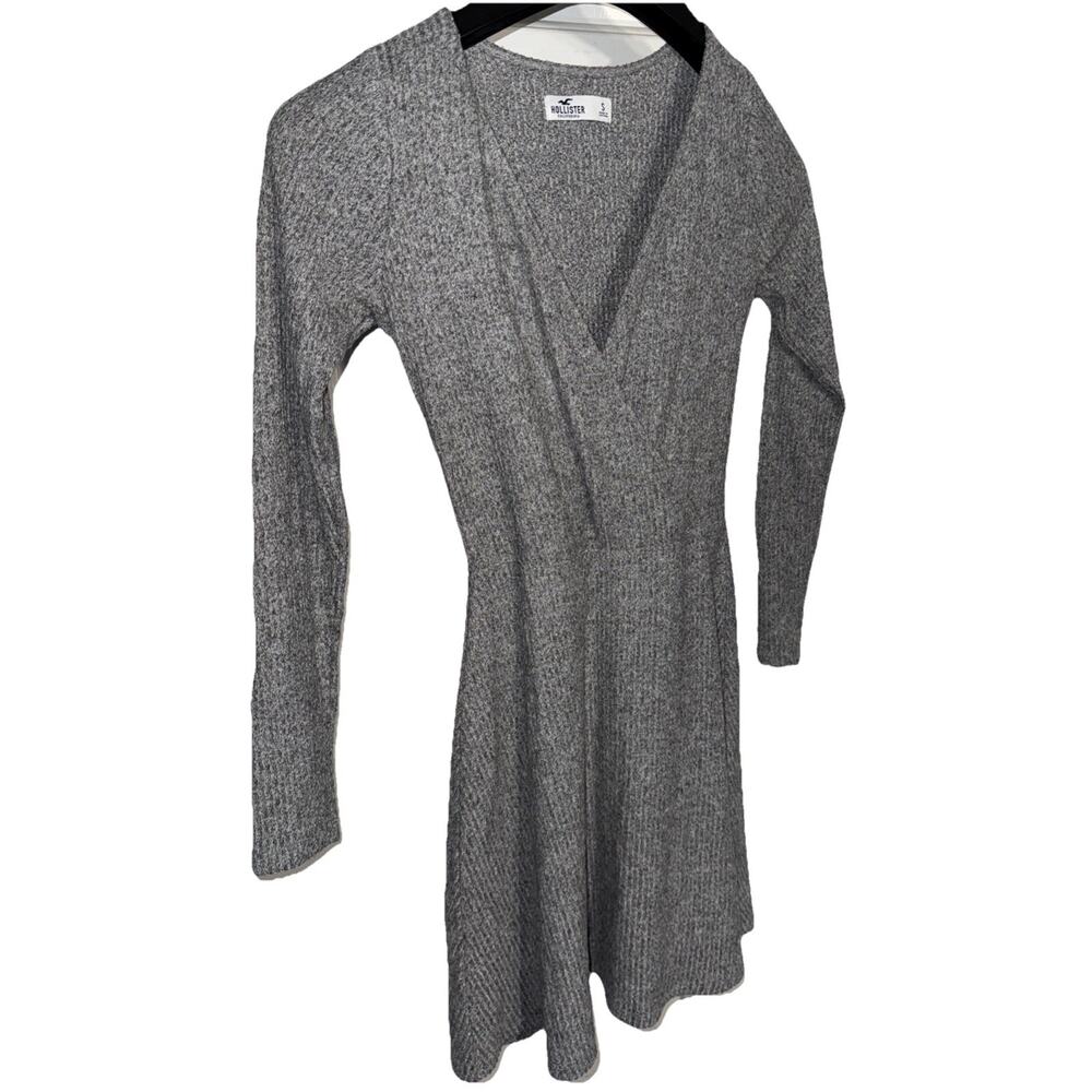 Hollister Caroline Gray Ribbed Deep V Faux Wrap Dress - Small